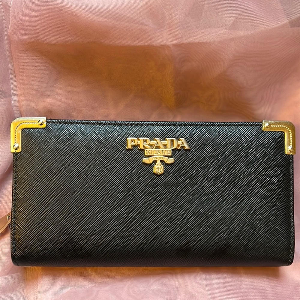 Prada wallet
